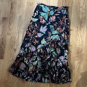 H&M floral ruffle salsa skirt size 6